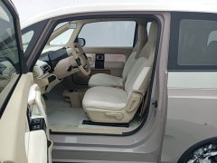 Baojun KiWi EV Edition - фото 8