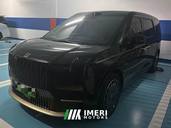 Zeekr 009 Edition - автомобиль из Китая