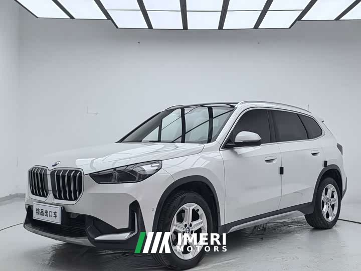 BMW X1 sDrive20Li X - автомобиль из Китая