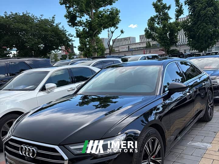 Audi A6L facelift 40 TFSI luxury and elegant - автомобиль из Китая