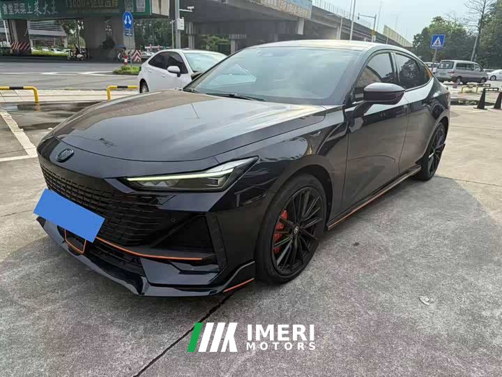 Changan UNI-V 1.5T Edition - автомобиль из Китая
