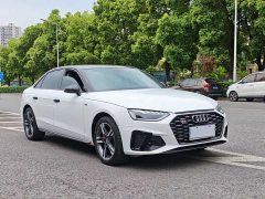 Audi A4L 40 TFSI Luxury Version - фото 2