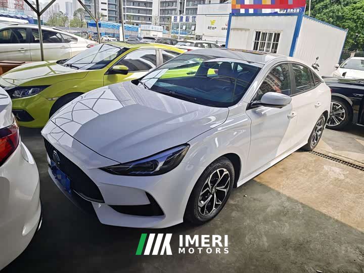 SAIC MG5 180DVVT CVTLuxury Edition - автомобиль из Китая