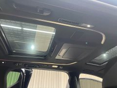 Lexus LM 300h Edition - фото 10