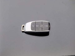 Mercedes-Benz E 260 L - фото 19