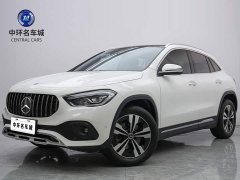 Mercedes-Benz GLA 200 - фото 1