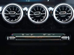 Mercedes-Benz GLA 200 - фото 11