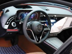 Mercedes-Benz E 300 L Premium Version - фото 10