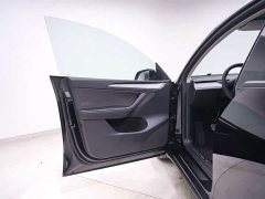 Tesla Model Y Edition - фото 13