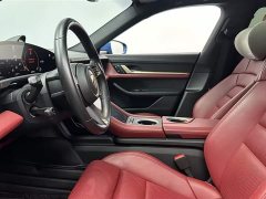Porsche Taycan - фото 16