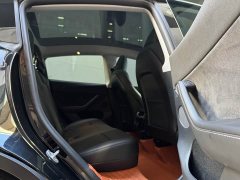Tesla Model Y Edition - фото 9