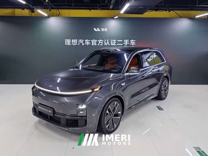 Li Auto L8 Ultra Edition - автомобиль из Китая
