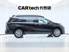 Zeekr 2.5LPHEV Edition - фото 12