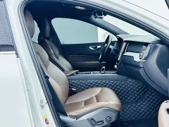 Volvo XC60 B5 AWDLuxury Edition - фото 15