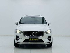 Volvo XC60 B5 AWDLuxury Edition - фото 2