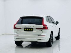 Volvo XC60 B5 AWDLuxury Edition - фото 7