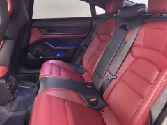 Porsche Taycan - фото 10