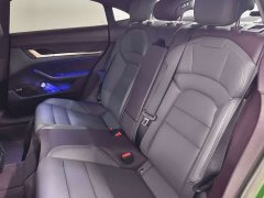Porsche Taycan - фото 12