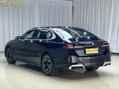 BMW 5 530Li Deluxe Version M - фото 6