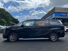Trumpchi M8 Grandmaster Series Dual Engine Royal Edition - фото 3