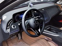 Mercedes-Benz E 260 L Edition - фото 11