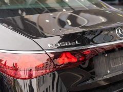 Mercedes-Benz E 350 e L - фото 17
