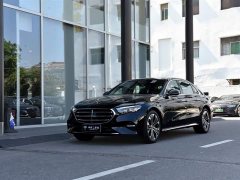 Mercedes-Benz E 300 L Luxury Version - фото 1