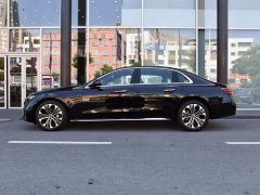 Mercedes-Benz E 300 L Luxury Version - фото 3