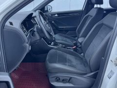 Audi T-ROC 280TSI DSGAWDLuxury Edition - фото 7