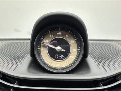 Porsche Taycan - фото 12