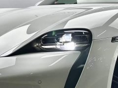 Porsche Taycan - фото 7