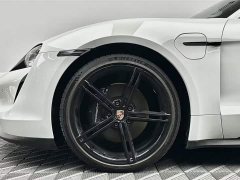Porsche Taycan - фото 8