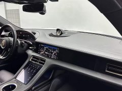 Porsche Taycan - фото 9