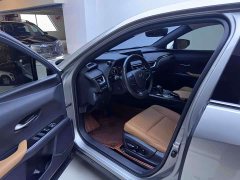 Lexus UX 300e Edition - фото 10