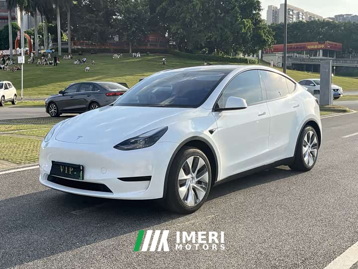 Tesla Model Y Edition