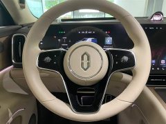 AITO Wenjie M9 extended range Max version 42kWh 6-seater version - фото 14