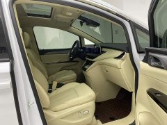 Buick GL8 Deluxe Edition - фото 18