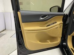 Voyah PHEV AWD Edition - фото 16