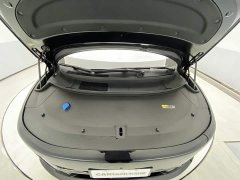 Li Auto i8 Edition - фото 12