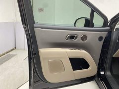 Li Auto i8 Edition - фото 16