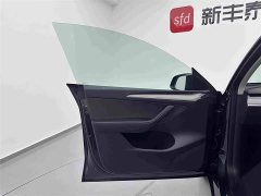 Tesla Model Y Edition - фото 8