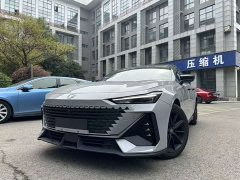 Changan UNI-V 1.5T Premium Version - фото 1