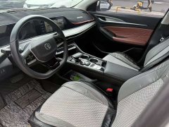 Geely Edition PLUS NE 1.4T GDI DCTPremium Edition - фото 5
