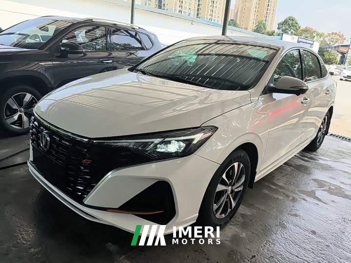 Changan Edition PLUS NE 1.4T GDI DCTPremium Edition - автомобиль из Китая