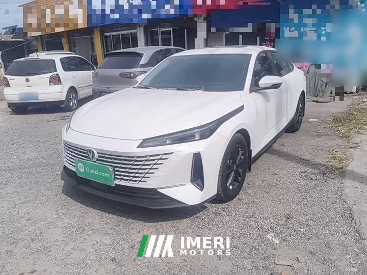 Changan NE 1.5T GDI DCTDeluxe Version - автомобиль из Китая