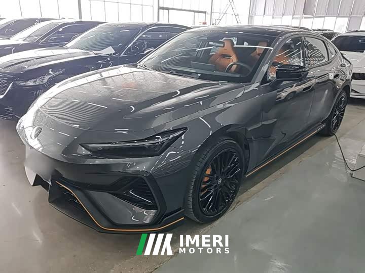 Changan UNI-V 2.0T Version - автомобиль из Китая