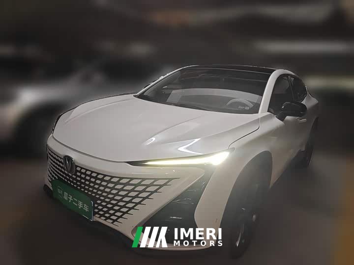 Changan UNI-T 1.5T Flagship Version - автомобиль из Китая