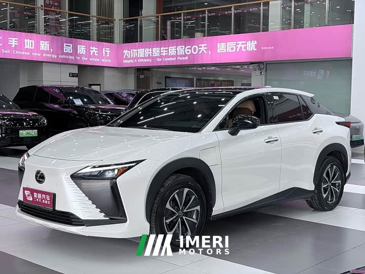 Lexus RZ 300e Long Range Edition - автомобиль из Китая