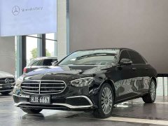Mercedes-Benz E 300 L Luxury Version - фото 1