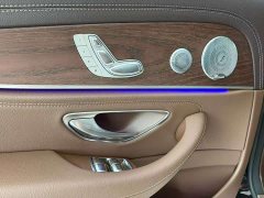 Mercedes-Benz E 300 L Luxury Version - фото 8